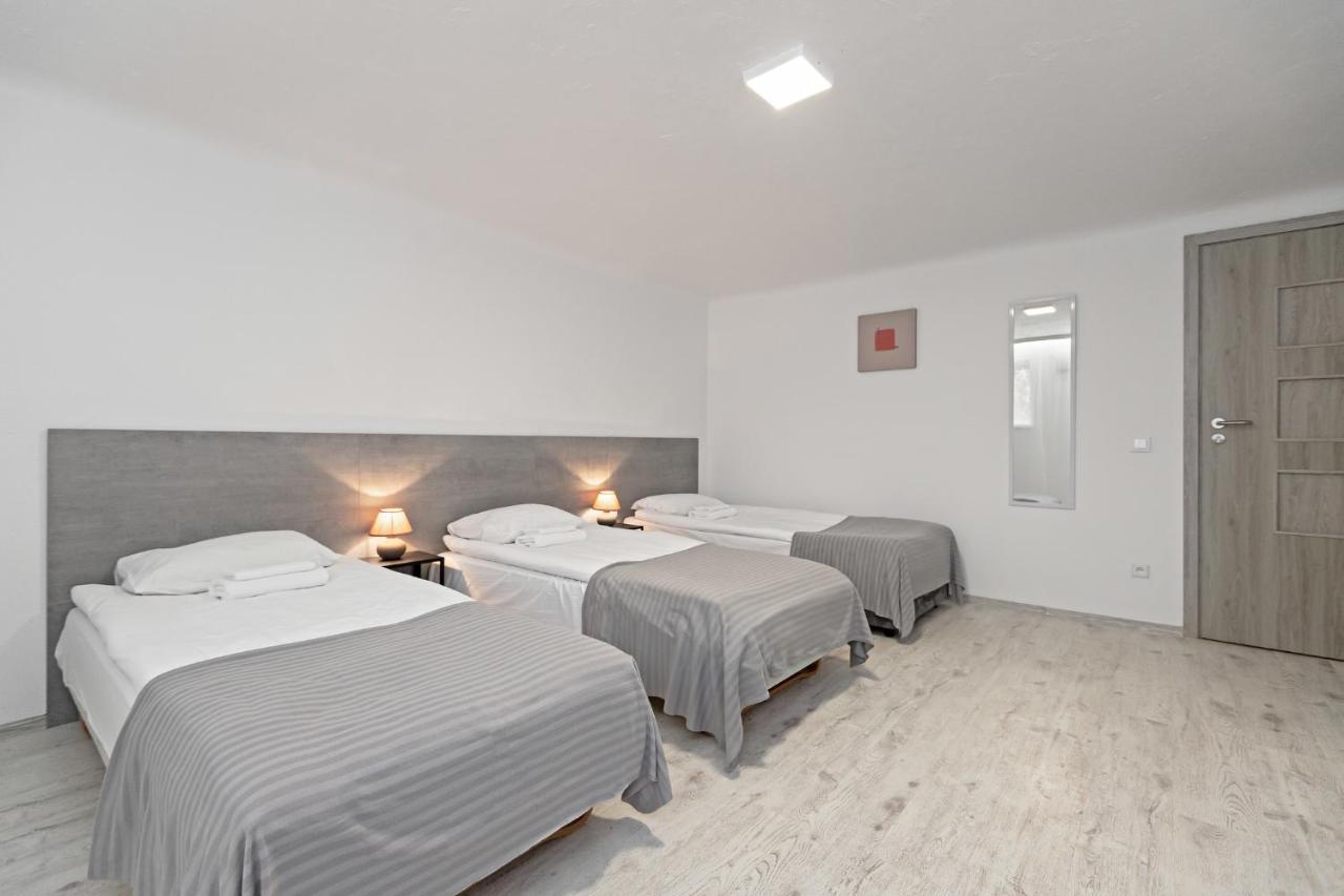 Happyinn Rooms Kaunas Bagian luar foto