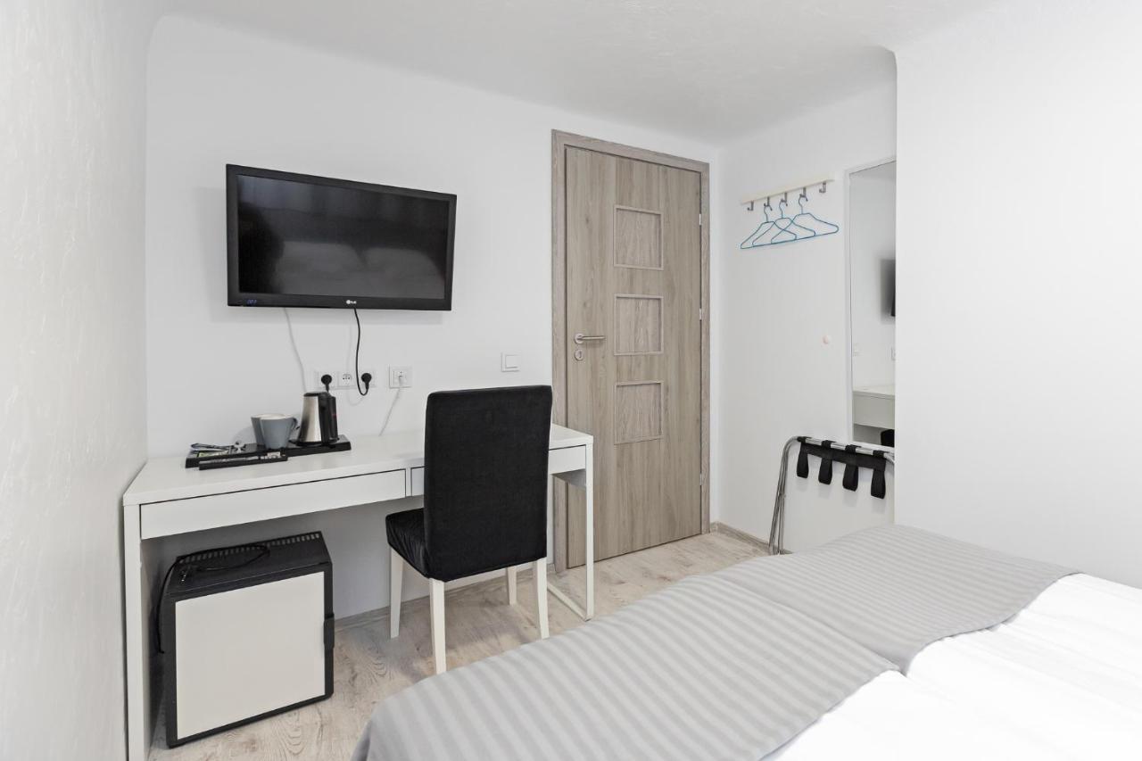 Happyinn Rooms Kaunas Bagian luar foto