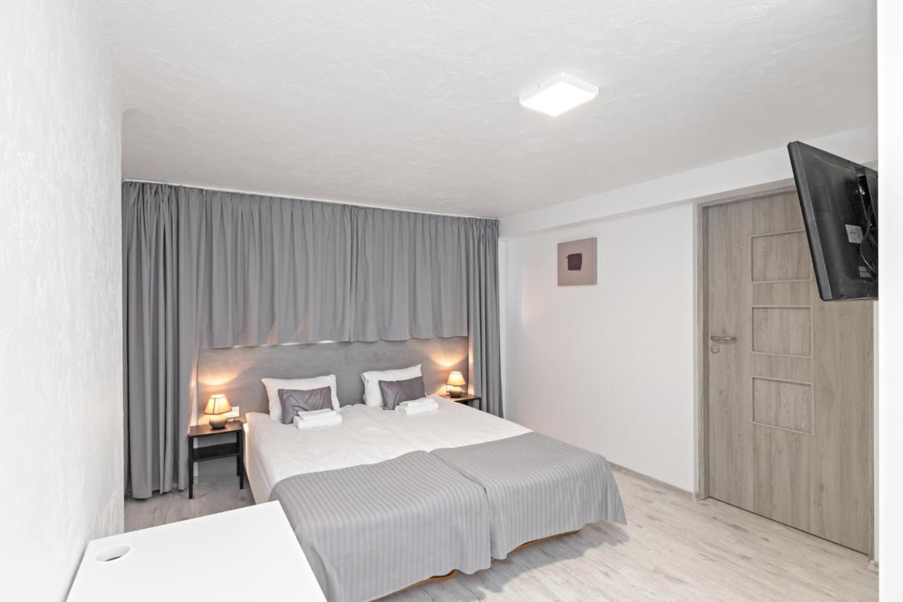 Happyinn Rooms Kaunas Bagian luar foto